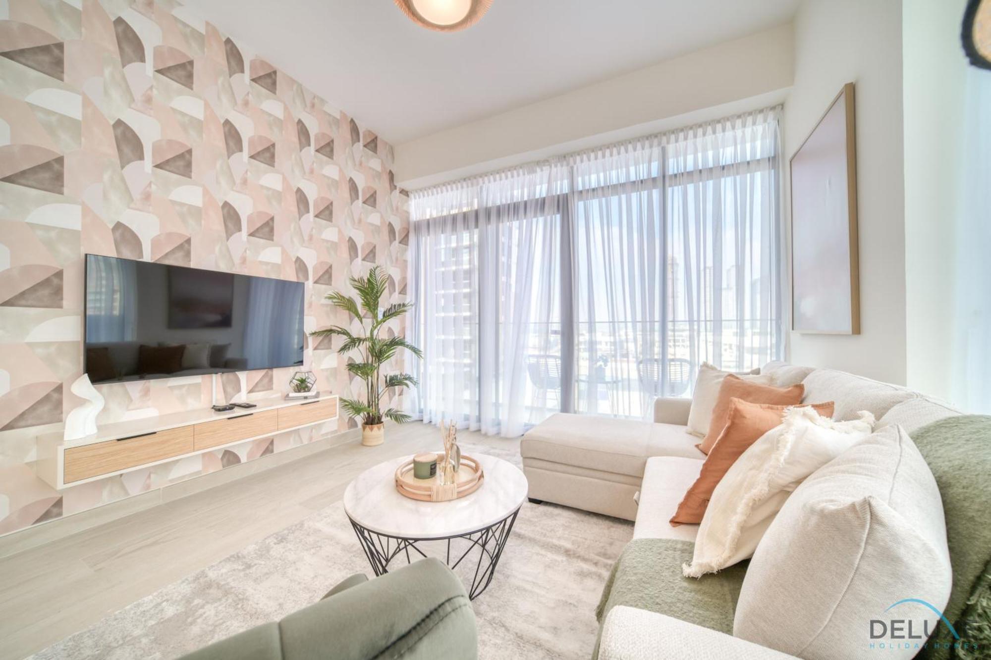 Apartment Decent 1br At Azizi Riviera 17, Al Merkadh By Deluxe Homes *